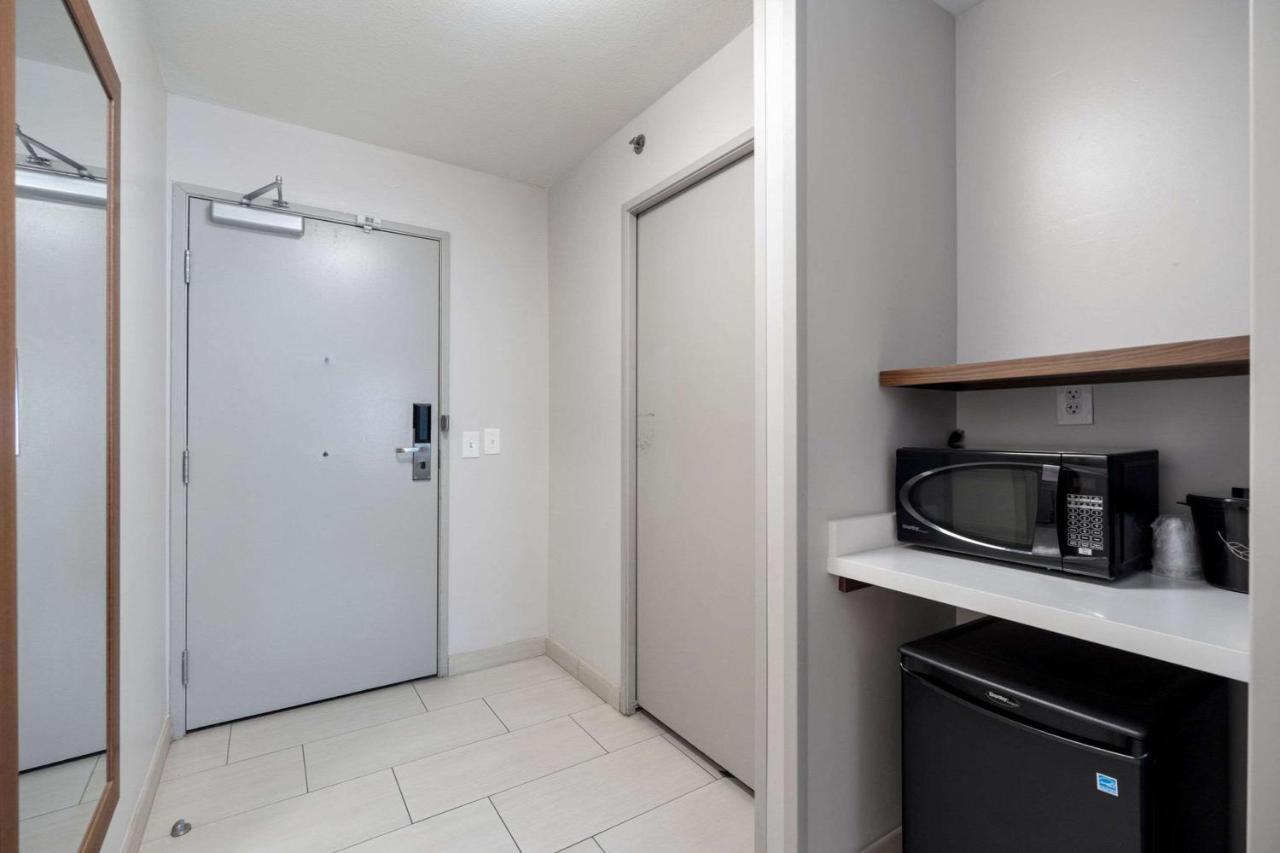 Sleep Inn & Suites Tempe Asu Campus Ngoại thất bức ảnh